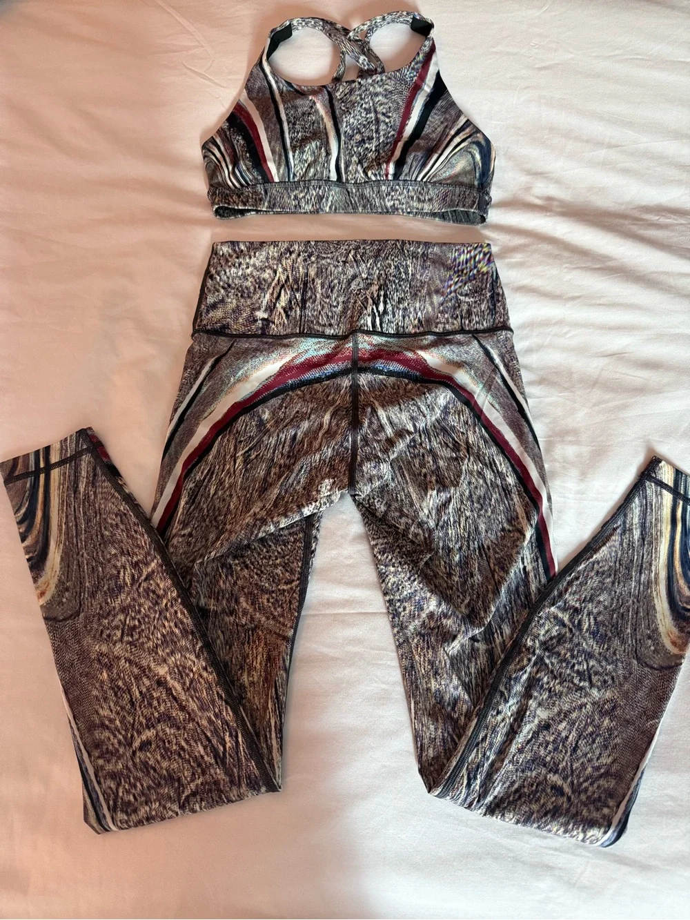 RARE LULULEMON SET - align leggings + sports bra
